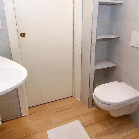 Apartment O21 By Interhome Prague