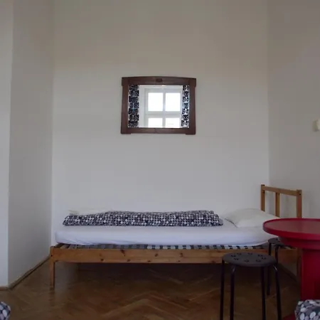 Hostel Clown And Bard Prague