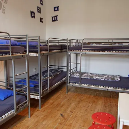 Clown And Bard Hostel *