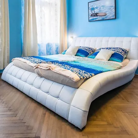 Exclusive Whirlpool Apartment Prague