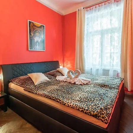 Exclusive Whirlpool Prague
