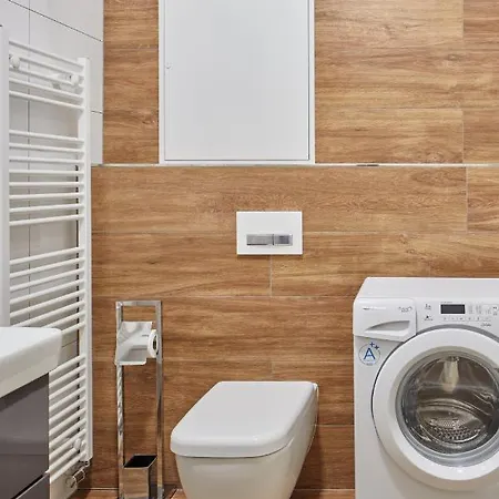Days Apartment