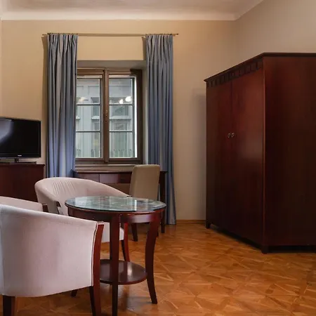 Charles Bridge & By Sivek Aparthotel 4*