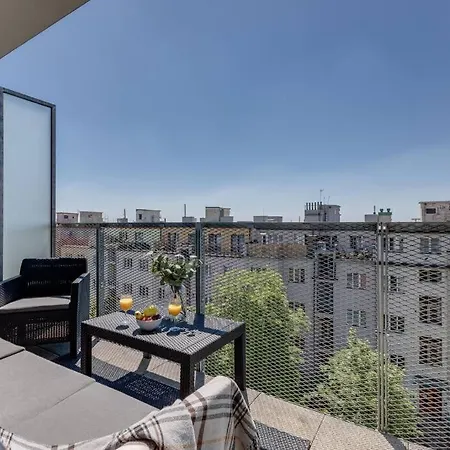 Apartment Jt's Korunni Str.