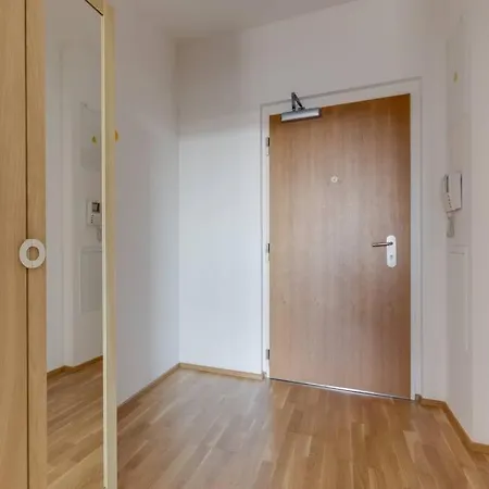 Apartment Jt's Korunni Str.
