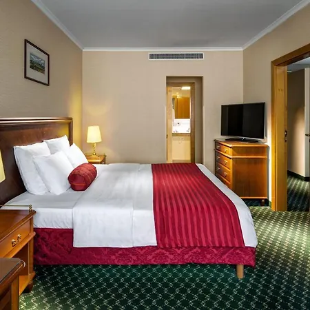 Mamaison Downtown Hotel