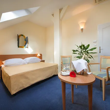 Hotel Ea Tosca Praga