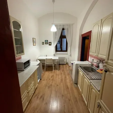 Jackie Apartment *