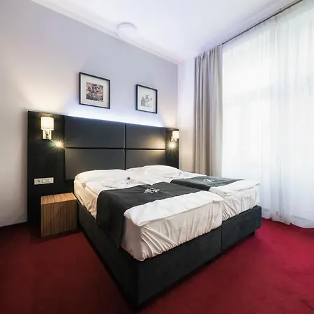 Ξενοδοχείο Noir 4*