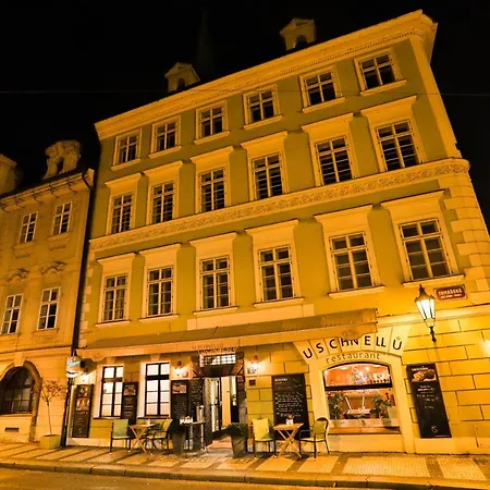 U Schnellu Hotell