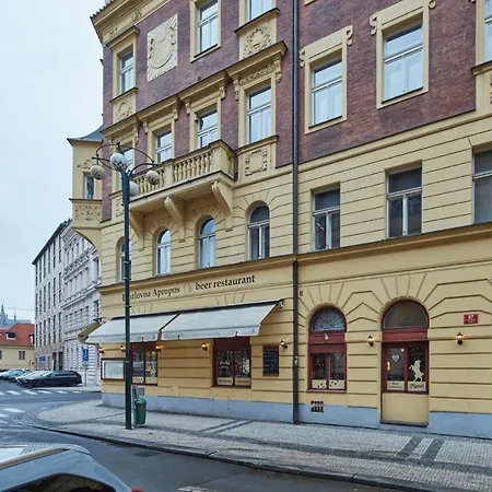 Days - Classy In The Old Town Apartment Prague