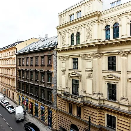 Luxury In The Centre Apartment Prague
