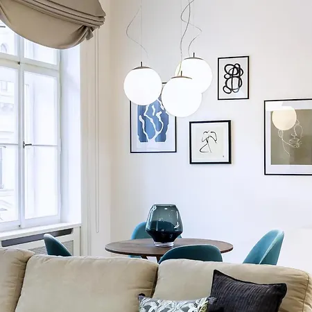 Luxury In The Centre Apartment