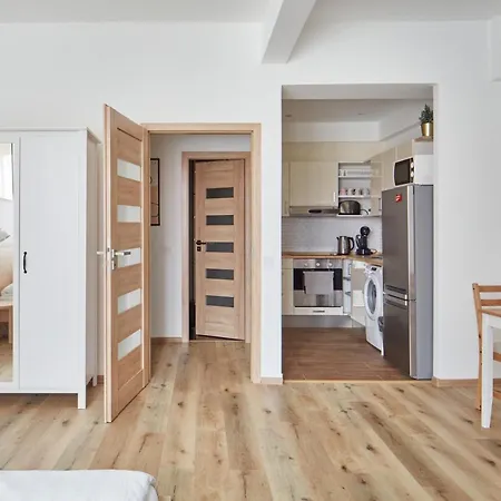 Cozy Studio In New Town By Days Apartment *