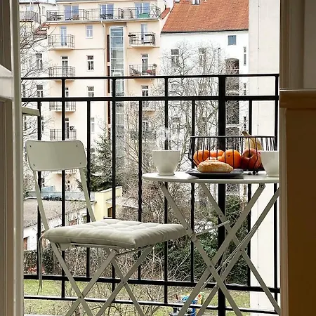 Apartment Friendly In Prague