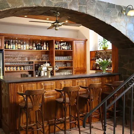 U Semika Hotel 3*