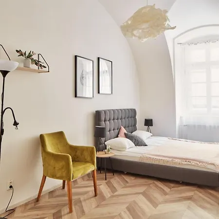 Cozy Flat In New Town By Days Apartment *