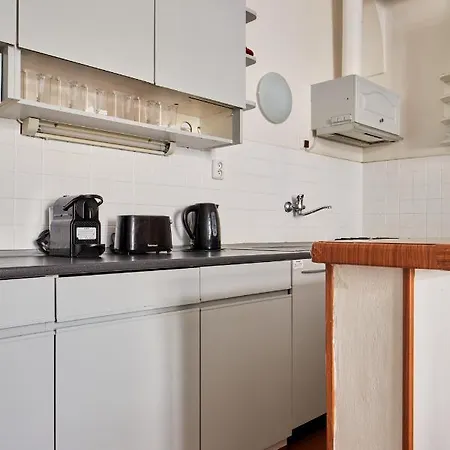 Cozy Flat In New Town By Days * Prague