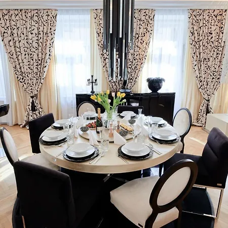 Fendi Casa Apartment *