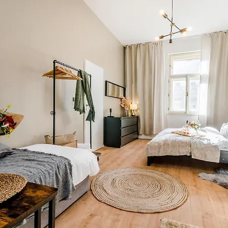 Apartment Charming By Michal&friends Prague