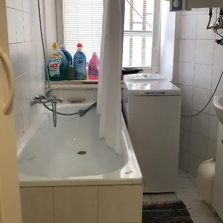 Apartment Happy 11