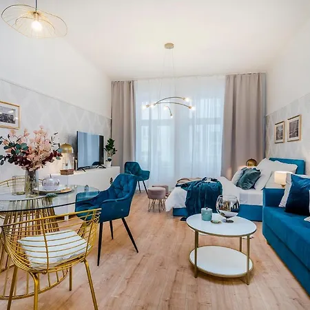 Apartment Royal By Michal&friends Prague