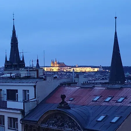 Castle View Apartment