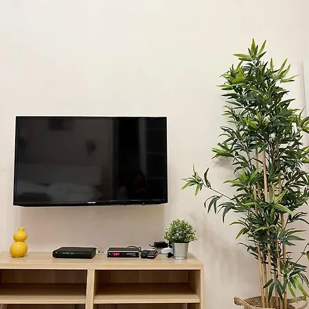 Modern Krakovska Apartment *