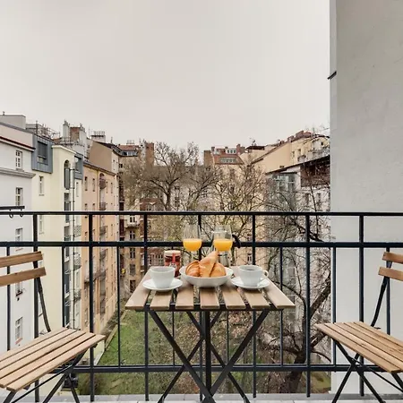 Apartment Jt's Spanelska Str.