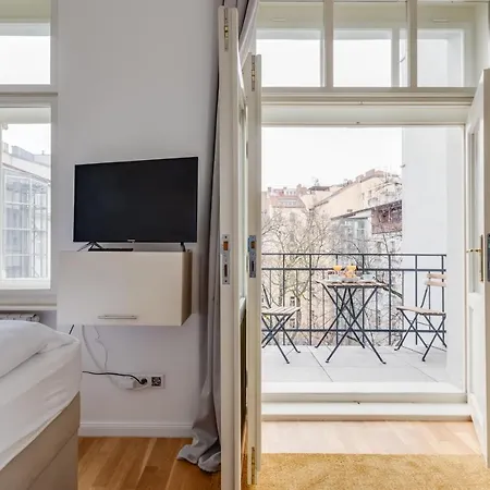 Apartment Jt's Spanelska Str. *