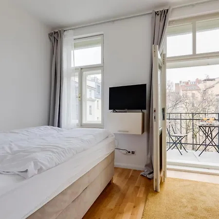 Apartment Jt's Spanelska Str. *