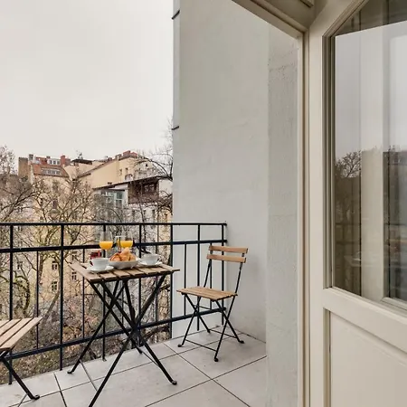 Jt's Spanelska Str. * Prague