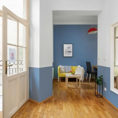 Letna Apartment