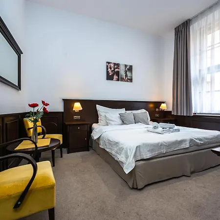 Apartrezidence Opletalova Aparthotel