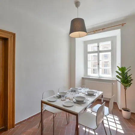 Apartment Celetna 27