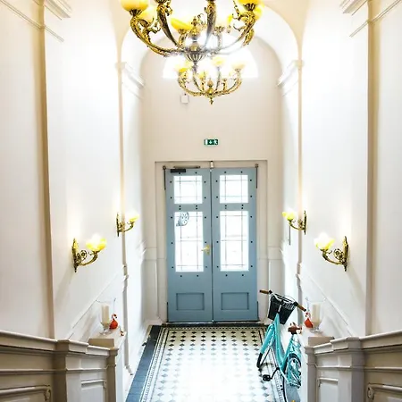 Klarov Hotel 4*