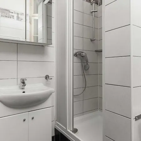 Letna Apartment *