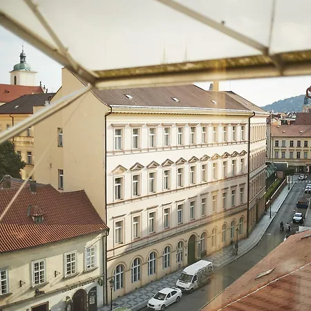 Josef Hotel