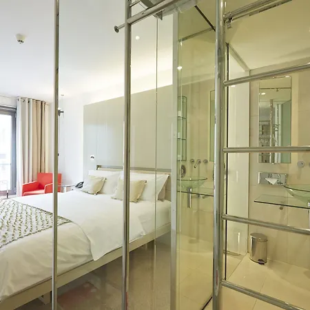 Josef Hotel 4*
