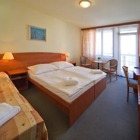 Krystal Hotel Prague