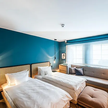 Maximilian 4* Praha
