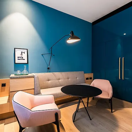 Maximilian Hotel 4*
