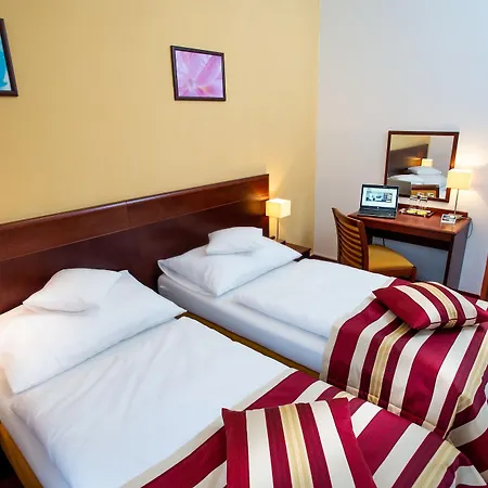 Petr Hotel 3*