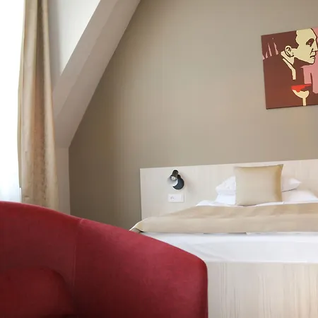 1.republic 4* Prague