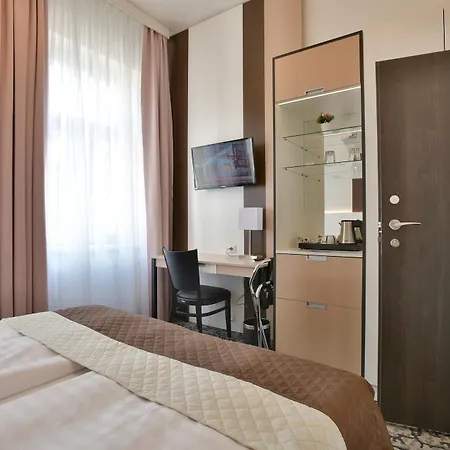 Máchova Hotel Praga
