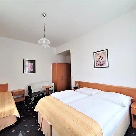 Máchova Hotel Praga
