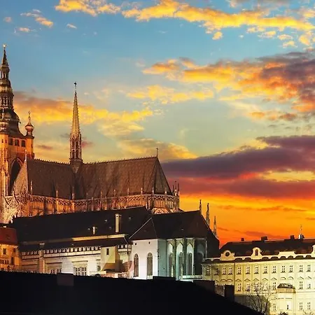 Vienna House By Wyndham Diplomat 4*