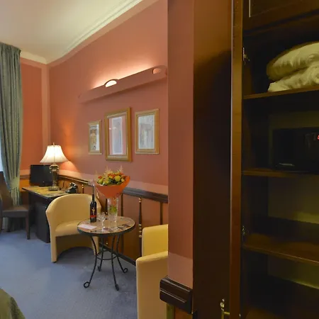 Hotell Hastal Old Town Prag