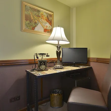 Hotel Hastal Old Town