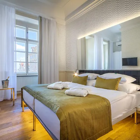 Golden Star Szálloda 4*